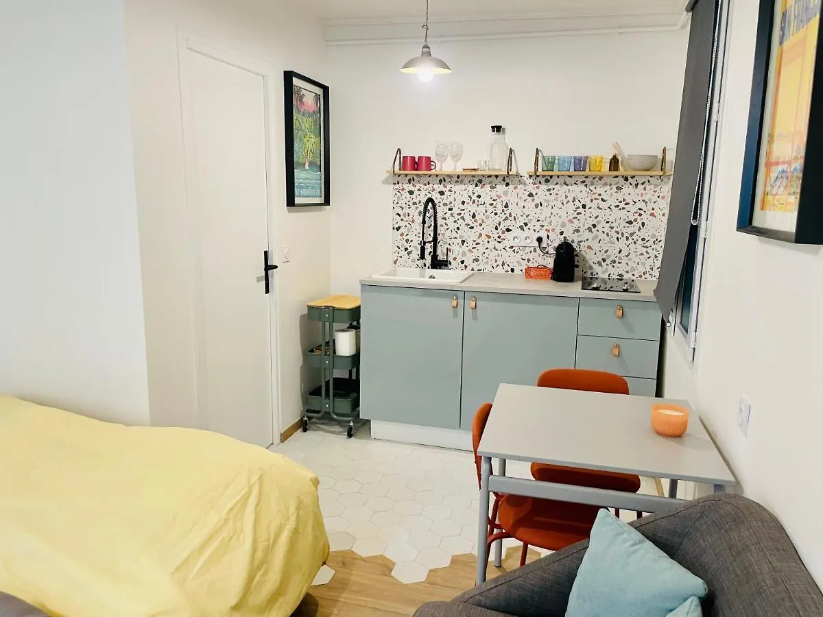 Appartement Studio Retro Marais- Paris Center France