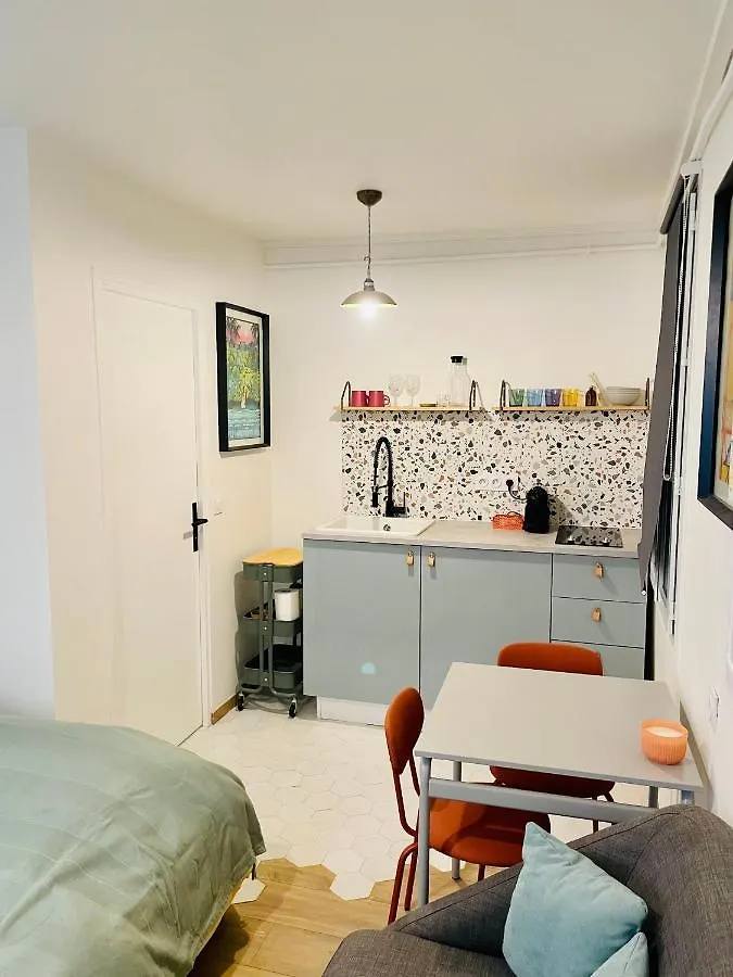 Appartement Studio Retro Marais- Paris Center